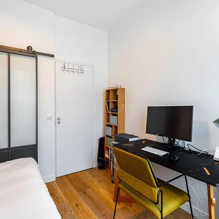 Guestready - Bright Retreat With A Terrace Paris